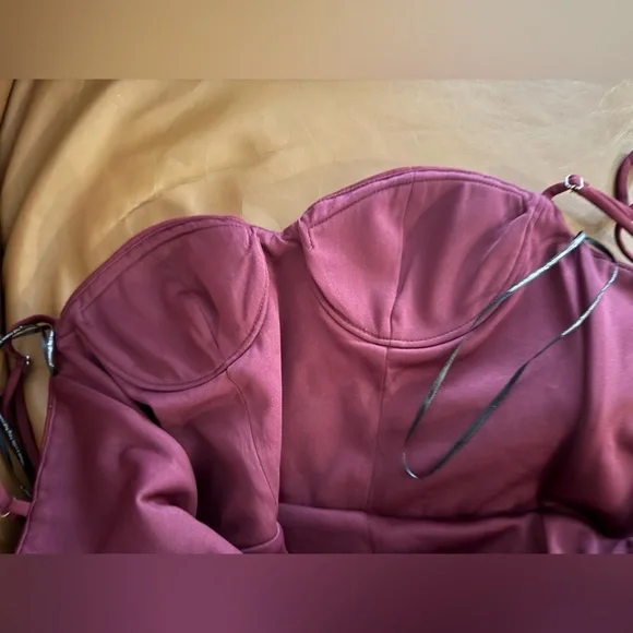 Katie May Yasmin Gown in Wine Bordeaux size S - Picture 5 of 16